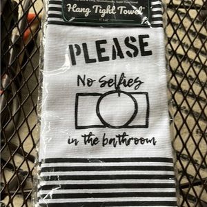 NWT Twisted Wares Hang Tight Towel No Selfies in the bathroom Linen Towel White